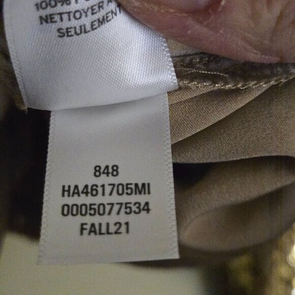 Halogen Gold Sequined Long Sleeve Holiday Top Size 1X - Picture 7 of 7